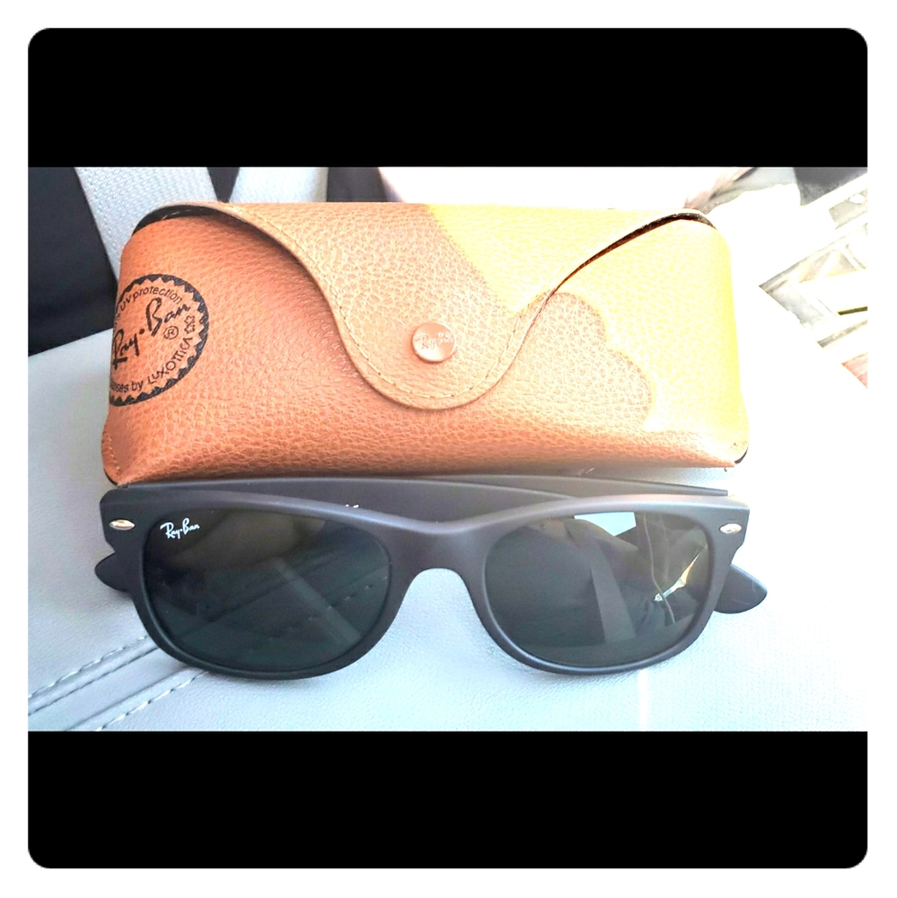 Ray Ban- New Wayfarer